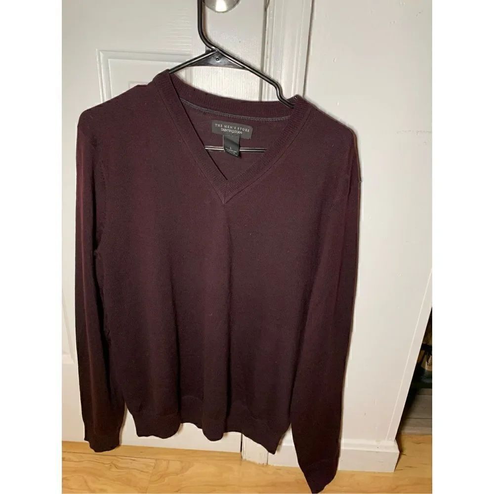 Burgundy sweater from the men’s store Bloomingdale’s